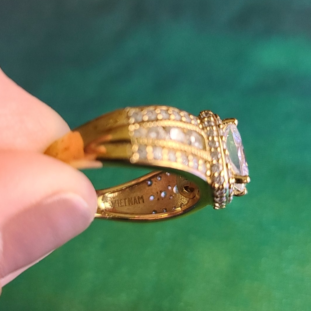 Ring - Picture 7 of 8